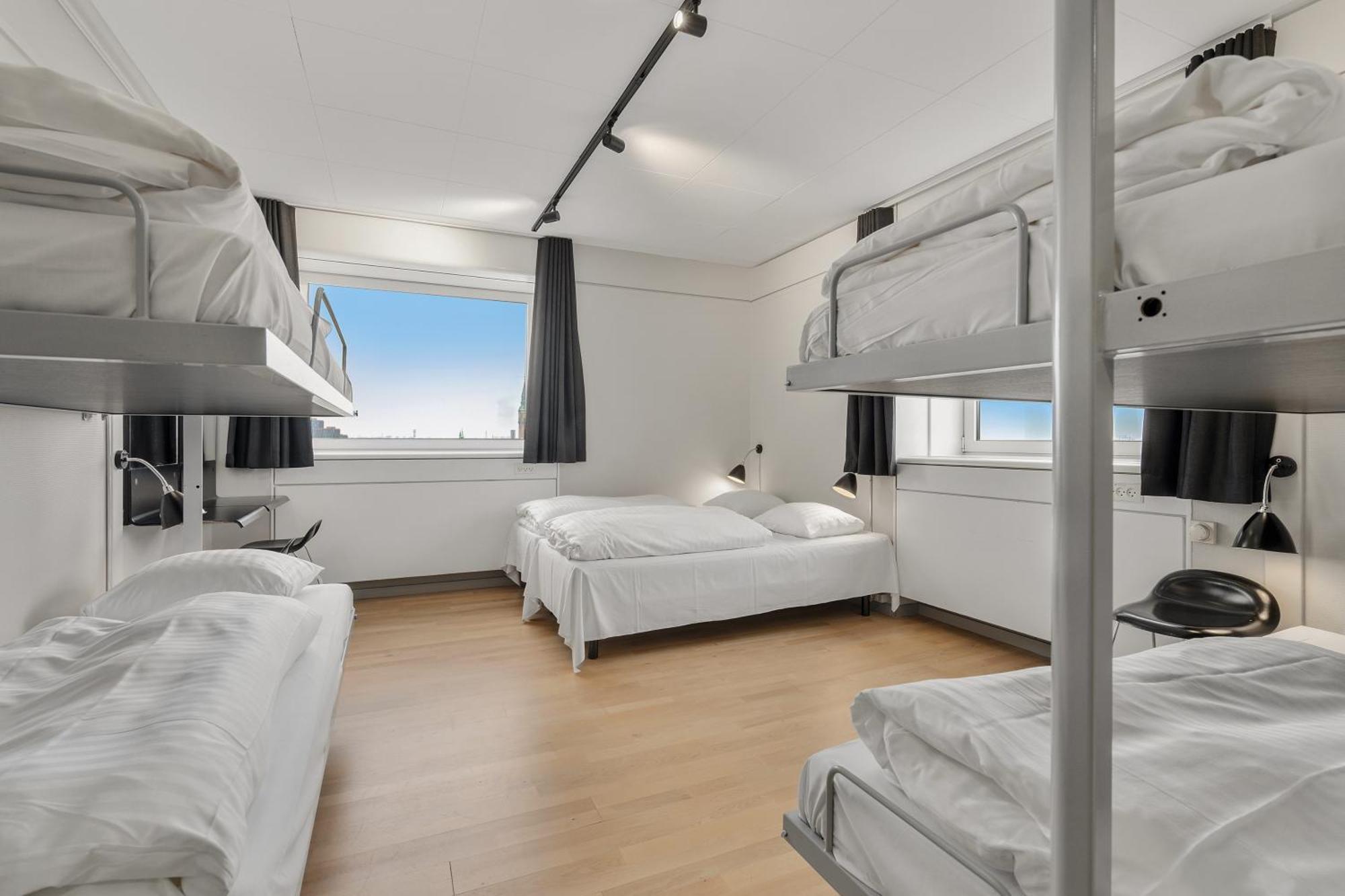 Danhostel & Hostal
